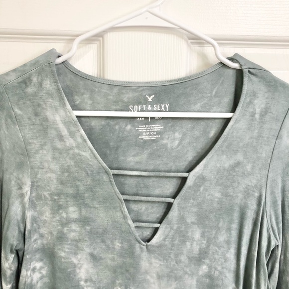 American Eagle S Tie Dye Soft & Sexy Bell Sleeve - Picture 3 of 6